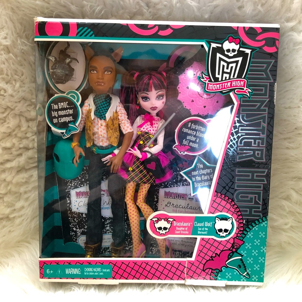 Monster High DRACULAURA & CLAWD WOLF 2010 Set